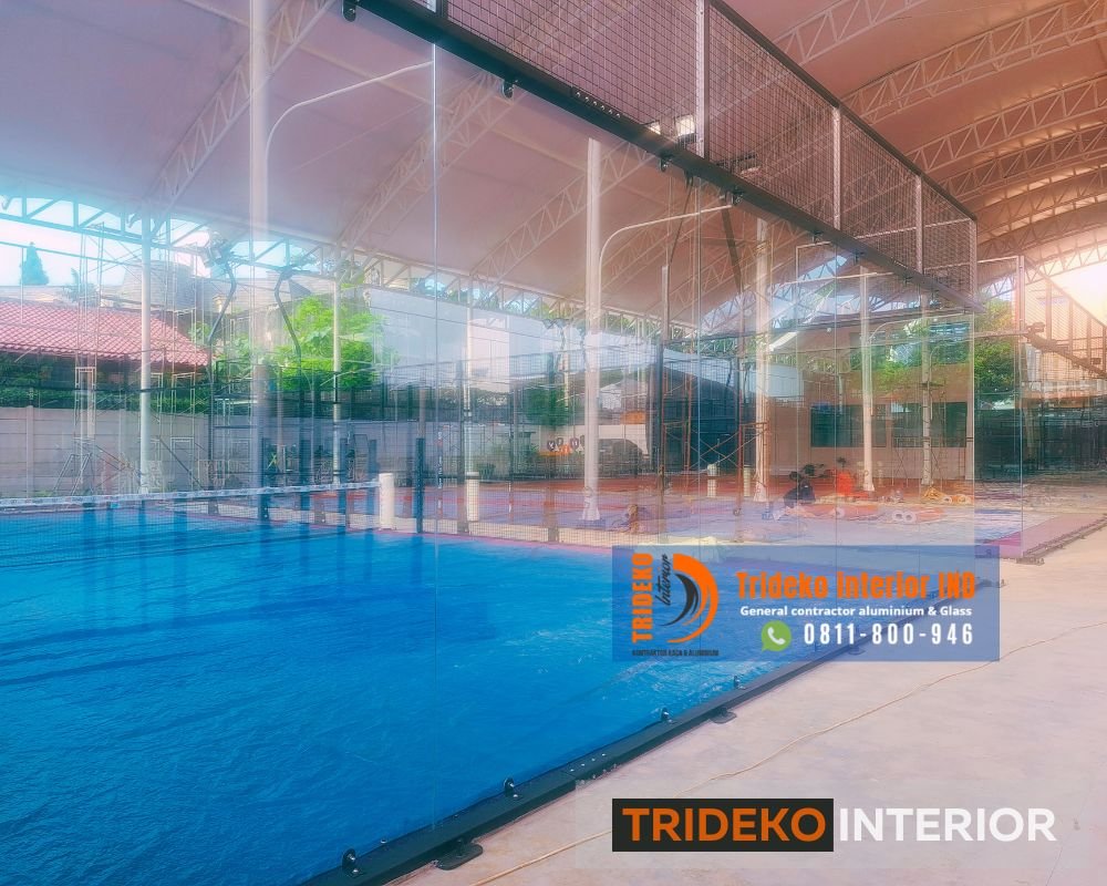 Partisi Kaca Lapangan Padel