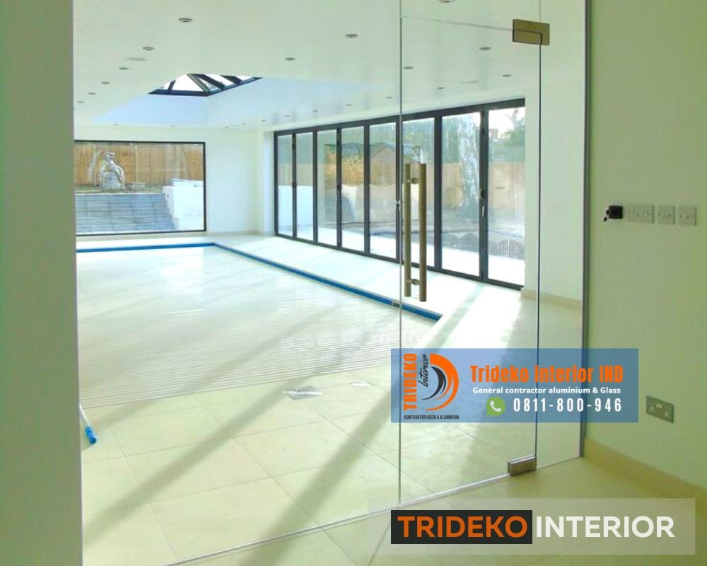 Partisi Frameless Kaca Tempered 10 mm