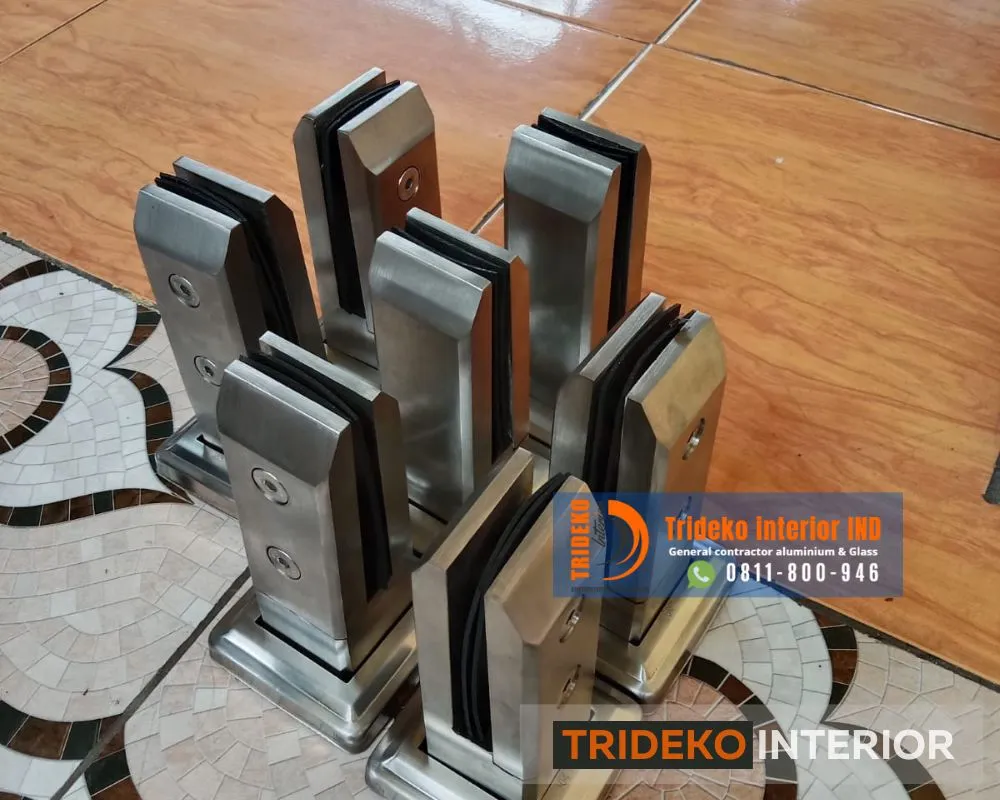 Instalasi Railing Kaca Spigot