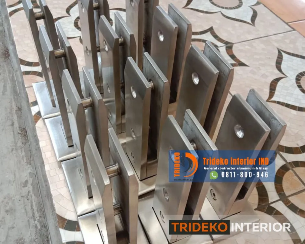 Instalasi Railing Kaca Spigot