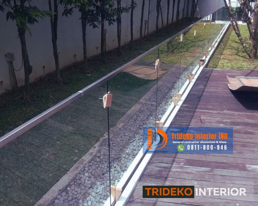 Model Railing Minimalis