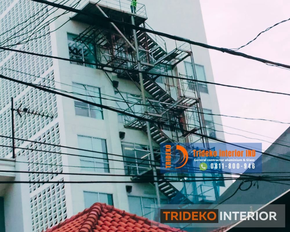 Kontraktor tangga darurat Gedung