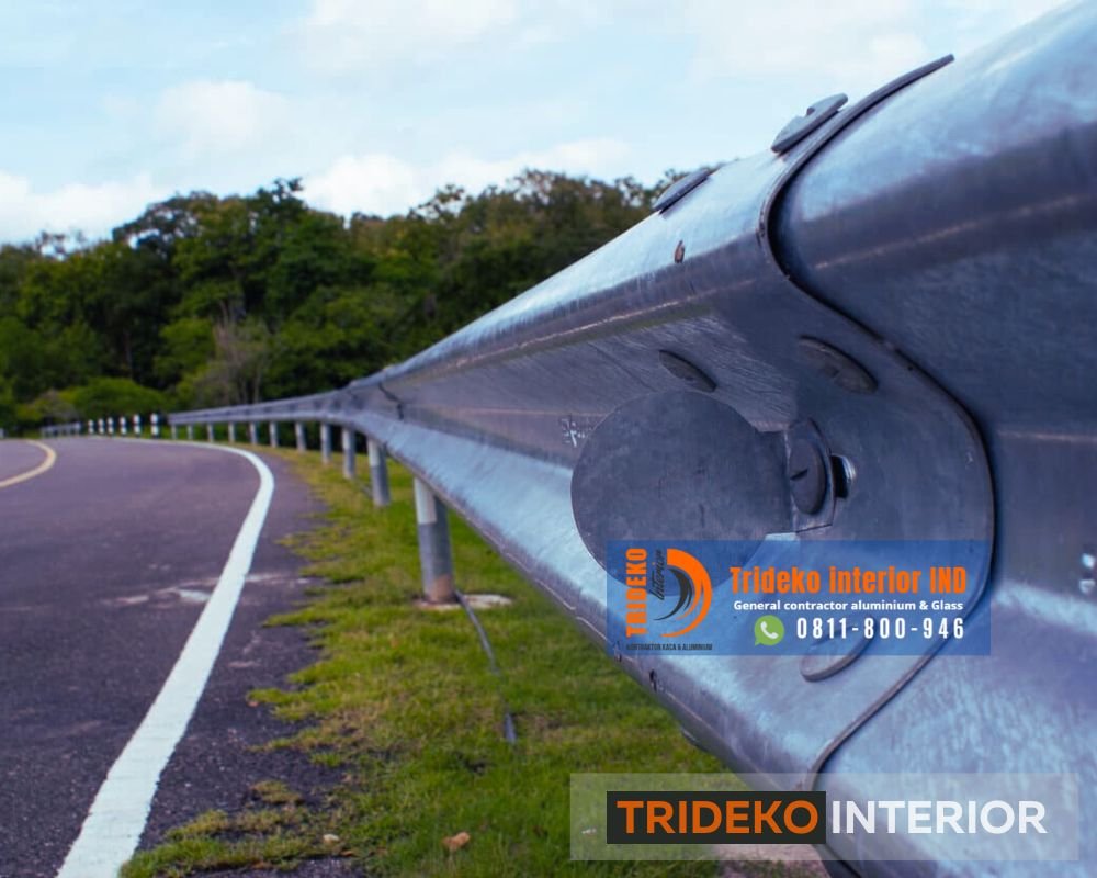 Guardrail Pagar Pengaman Jalan (1)